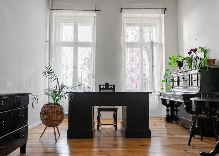 Artistic Altbau Apartment